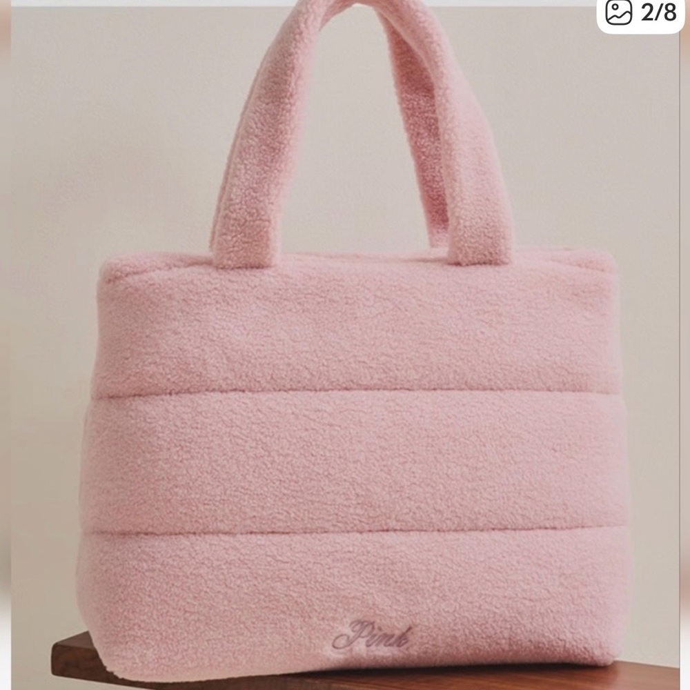 PINK Victoria's Secret Gray and White Plush Throw and Tote bag set - Picture 2 of 5
